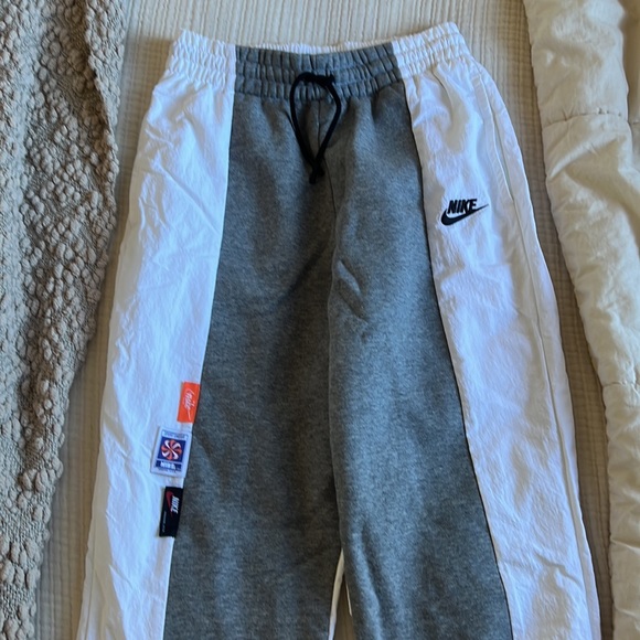 Nike Sportswear Icon Clash Fleece Woven Pants Womens - Picture 7 of 7